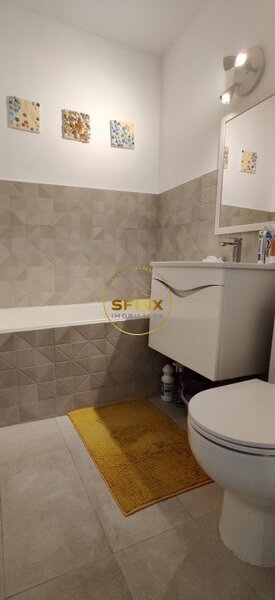 Titan Basarabia de vanzare 2 camere etaj 2/4